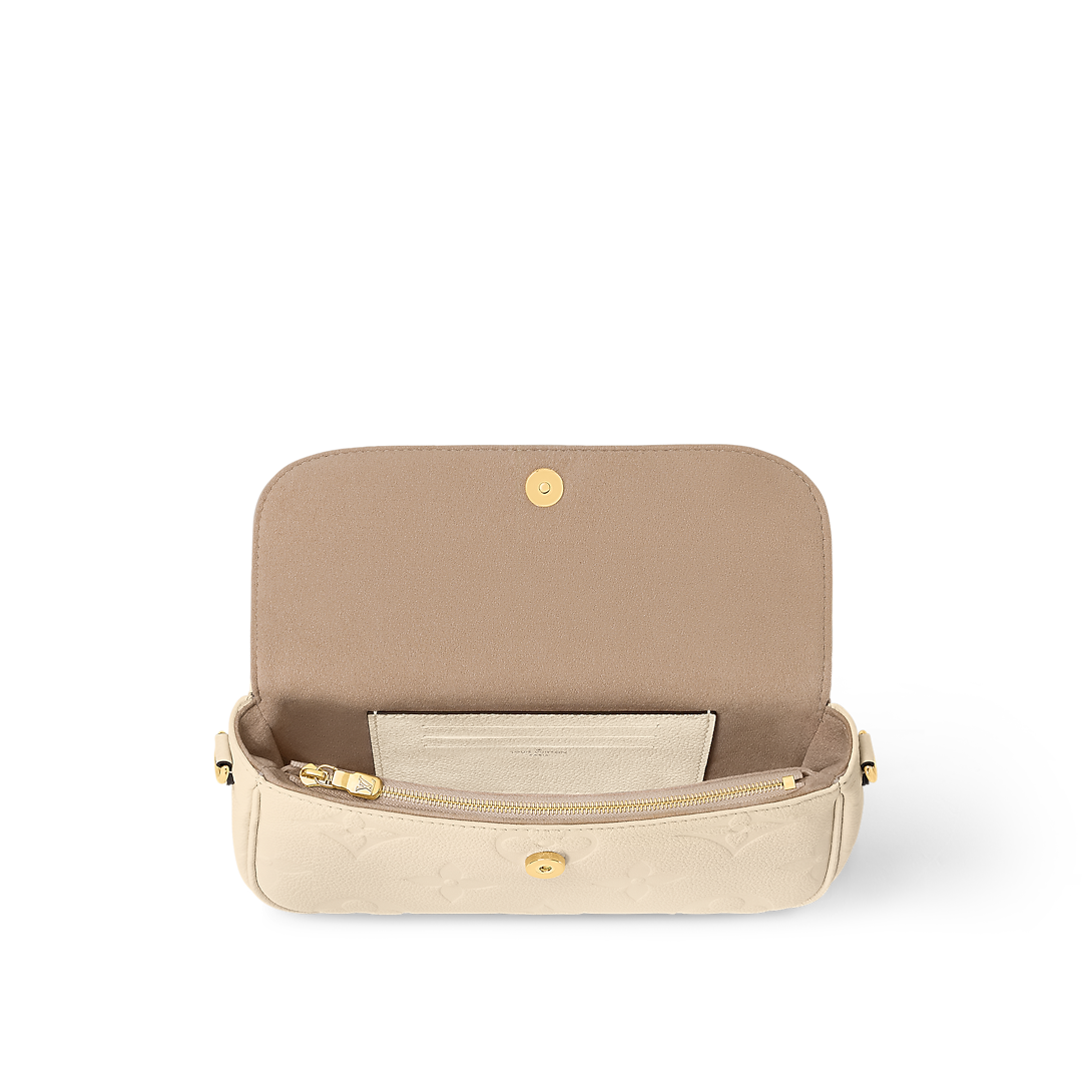 Wallet on Chain Ivy Monogram Empreinte Cream Crossbody Bag