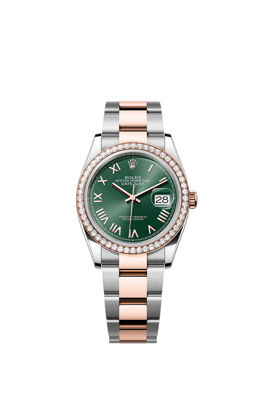 ساعة Datejust 36 بقطر 36 مم من الفولاذ Oystersteel والذهب الوردي Everose، مع ميناء باللون الأخضر النعناعي وسوار Oyster، تعمل بحركة ذاتية التعبئة