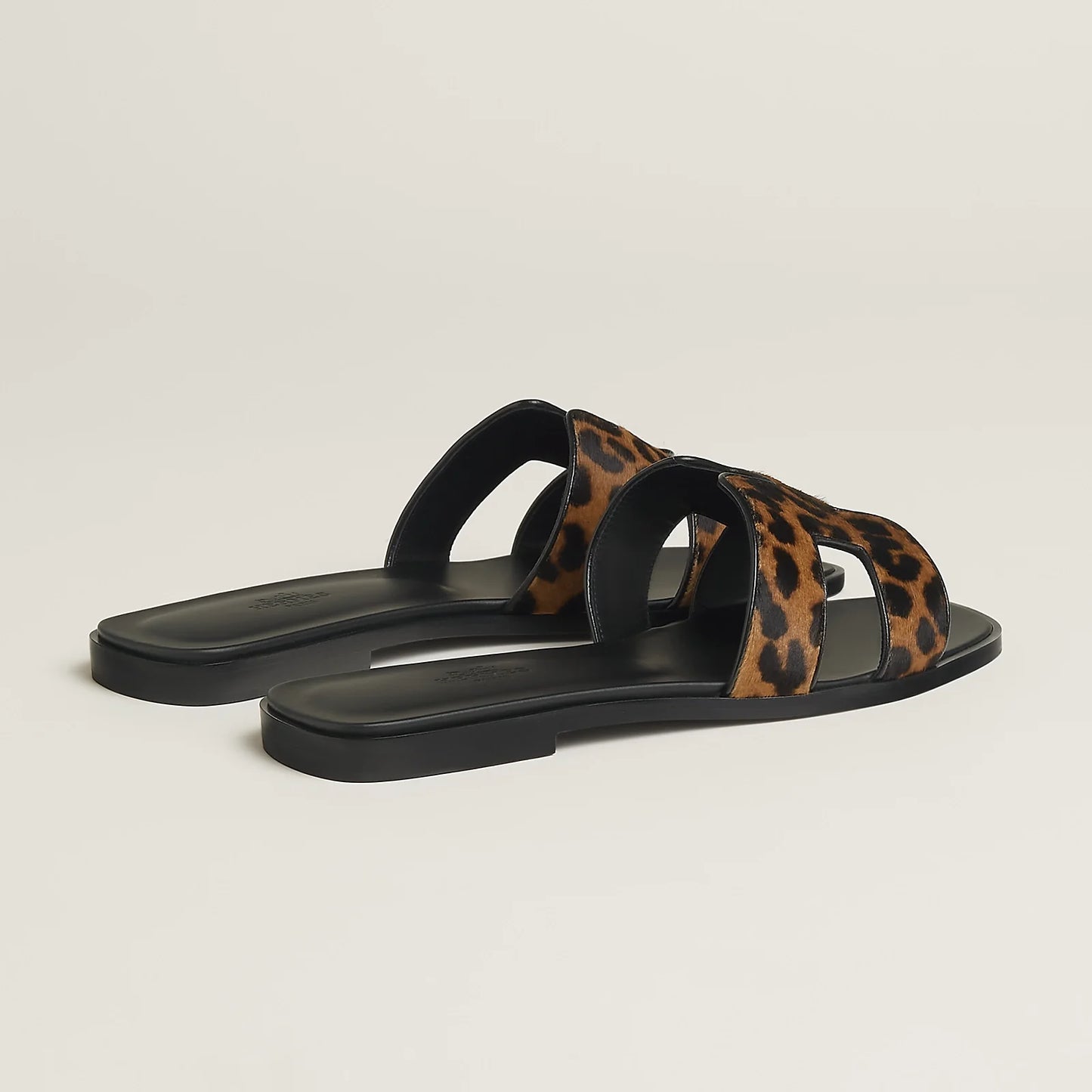 Gold/Noir Oran sandal