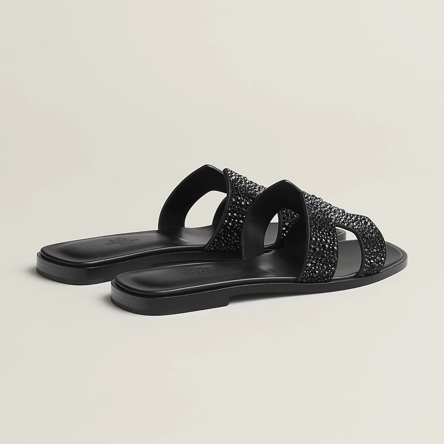 Noir Oran sandal