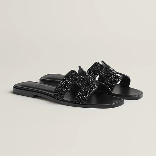 Noir Oran sandal