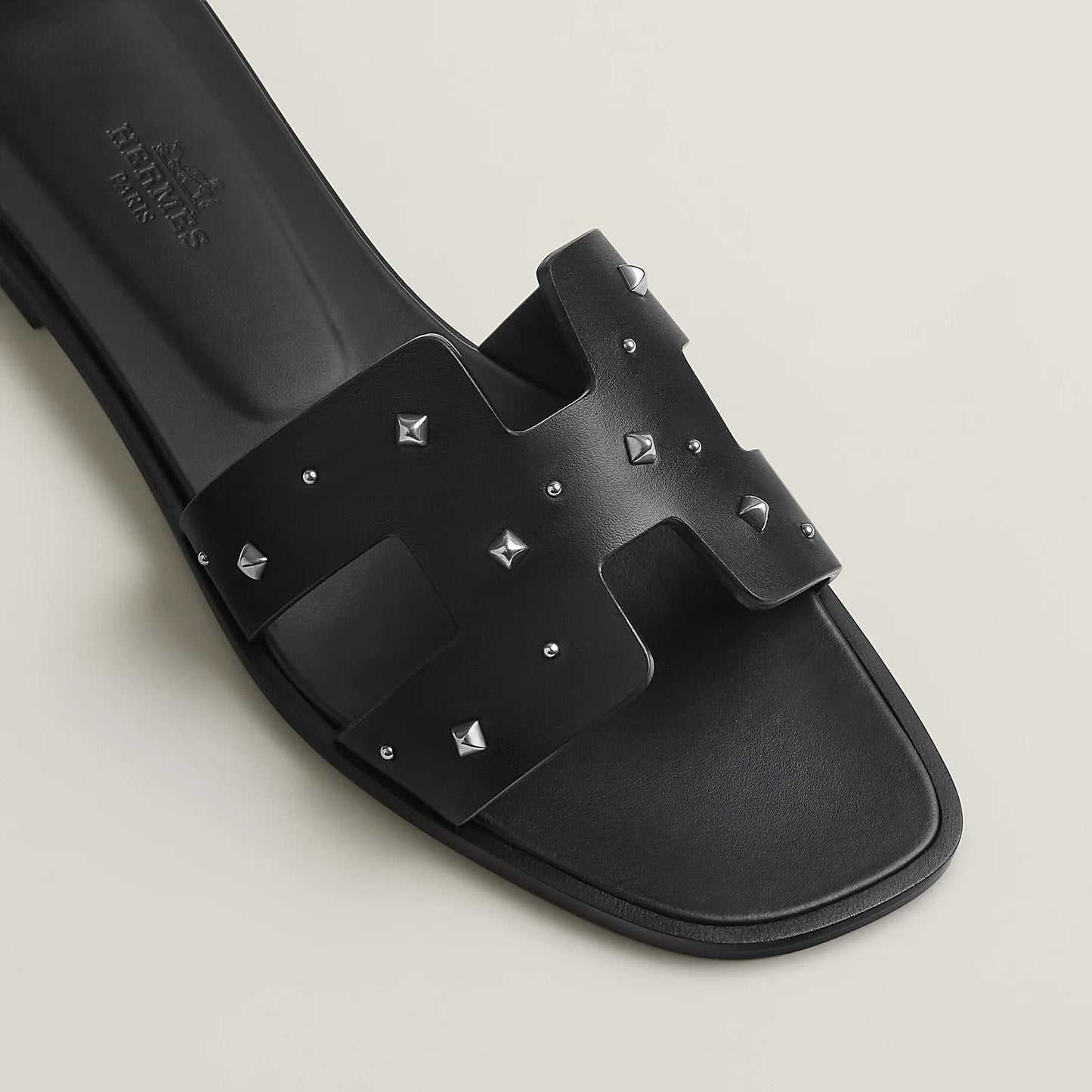 Star-Noir Oran sandal